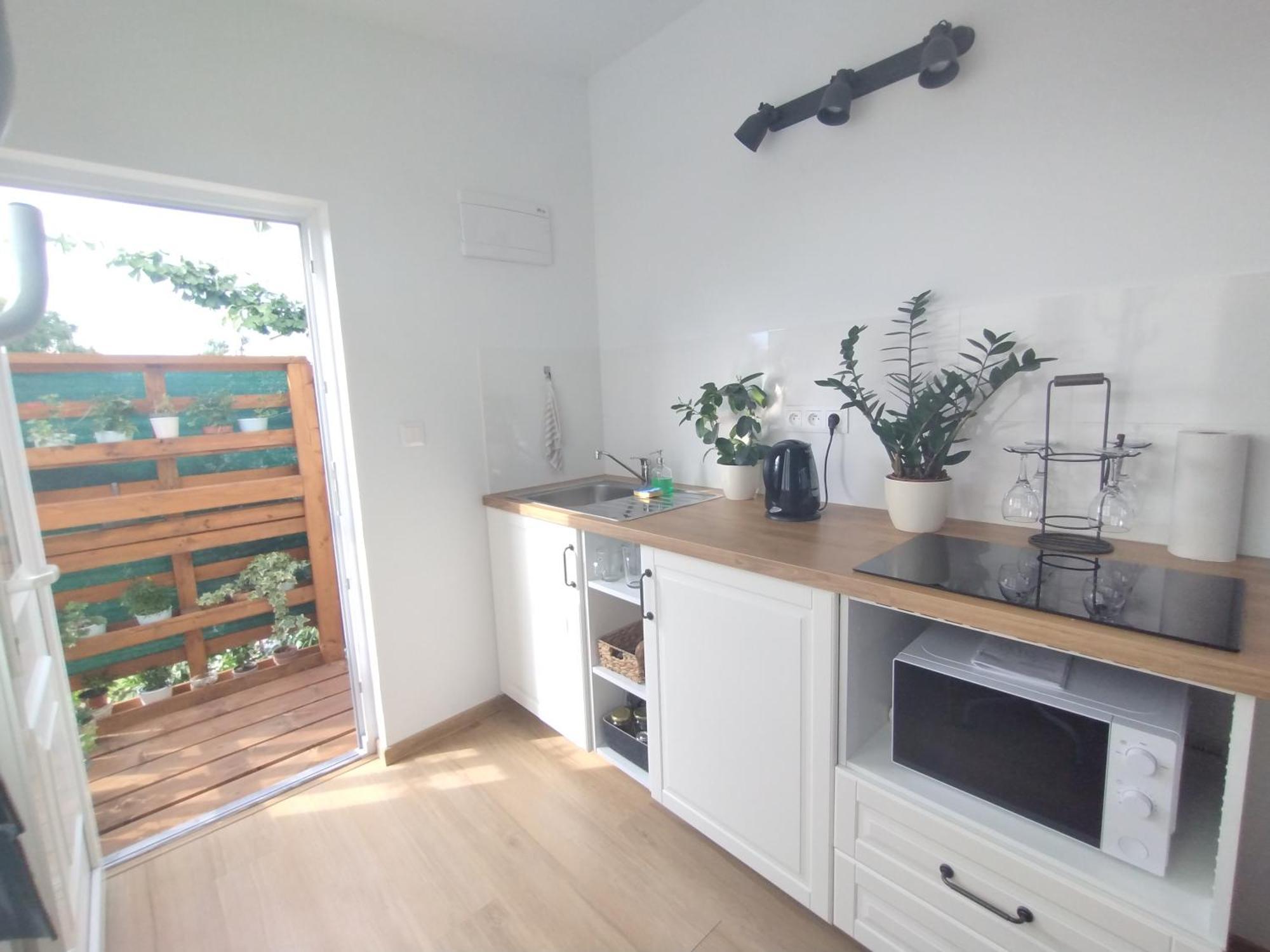 Attic Apartment Catnip Братислава Екстериор снимка