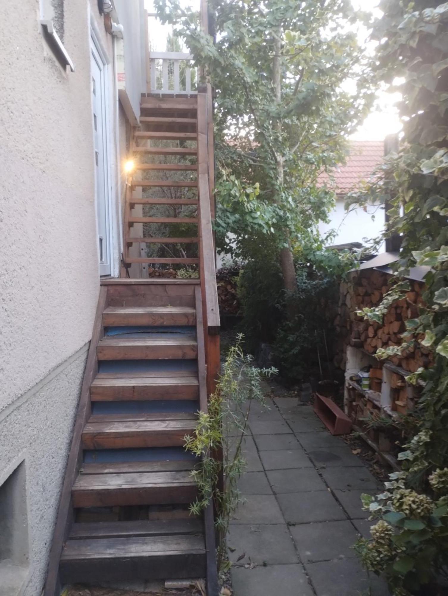Attic Apartment Catnip Братислава Екстериор снимка